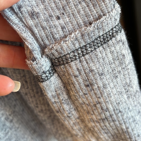 Speckled Gray Top Long Sleeve Polyester Linen Spandex Cute with Leggings - Picture 9 of 11